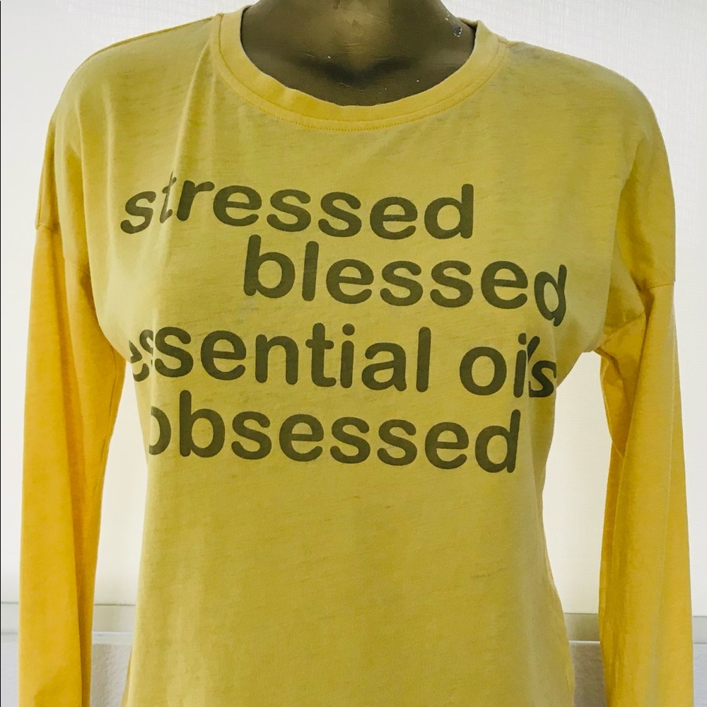 Doe. STRESSED Blessed ESSENTIAL Oil OBSESSED Long Sleeve TEE XS New With Defects